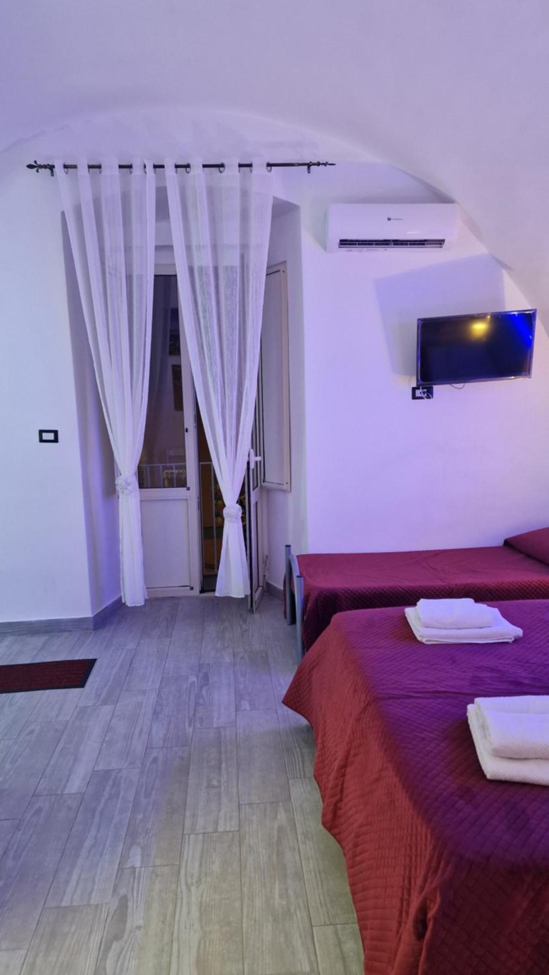 Appartamento Intero Casa Vacanze Espo Napoli Eksteriør billede